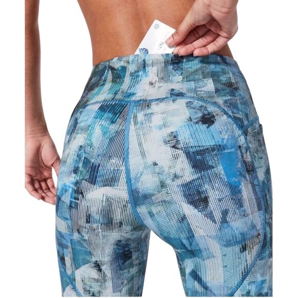 Lululemon On Pace Crop *21" Sun Dazed Multi Blue Size 8 EUC - Picture 4 of 9